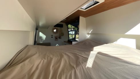 Mercy – Mercedes camper van for 3 persons