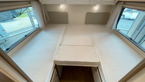 C-type – Brand new camper, built in 2023, 2 to 4 persons, fully equipped!