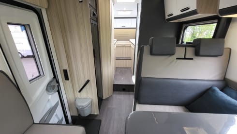 Sun Living S 75 SL – Very nice, spacious, luxurious, clean and fully furnished