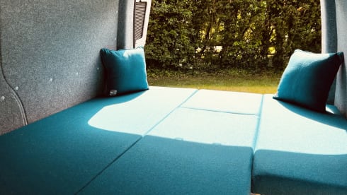 Sea Bass – VW Van with Tentbox Cargo