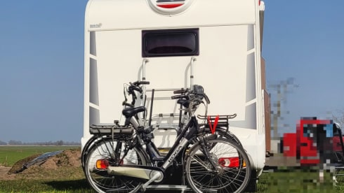 4p Renault semi-integrated from 2016