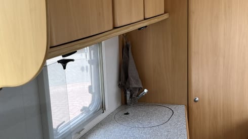 Dethleffs  β 4p Dethleffs semi-integrated from 2001