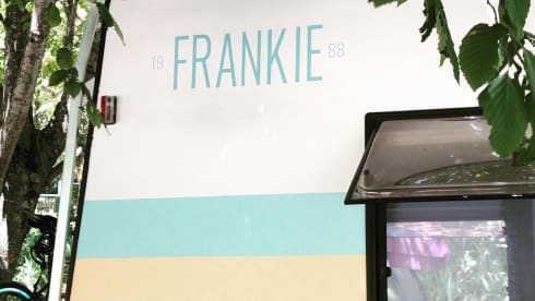 Frankie – Begleite Frankie auf seiner Reise, diesem fantastischen „Tiny House“ auf Rädern.