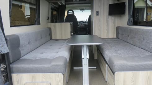 Pippa – 2 berth Peugeot campervan.