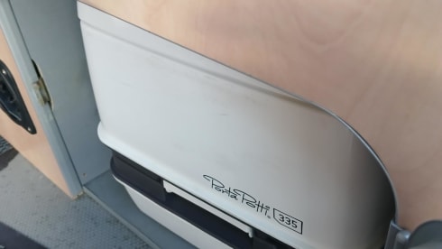 Rooie Rakker – Ford Nugget 2006 voor 4 pers