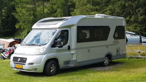 Linquenda – Very comfortable Knaus Semi-Integral
