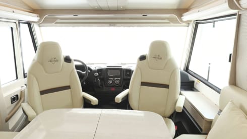 The Bullet II – Luxurious and spacious 4-person Rapido (Automatic) 2025 NEW 