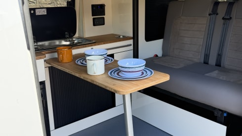 Jura – Jura - VW Transporter T6.1 4 Berth