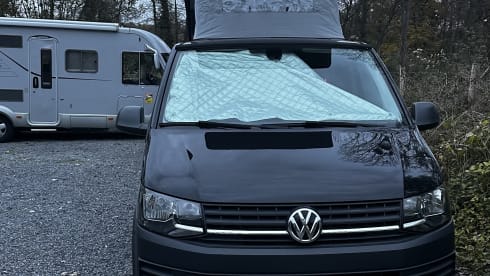 Free Your Mind  – Go on an adventure with this Volkswagen T6 Camper (2018)