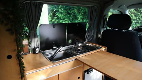 Volkswagen t5 campervan 