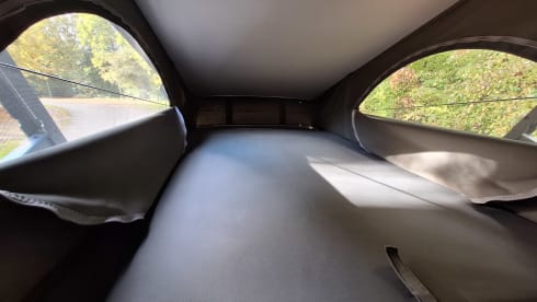 Gijs – 4p Volkswagen campervan from 2010