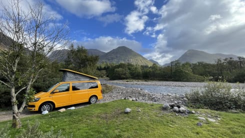 4 berth Volkswagen Yellow Camper
