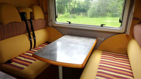 Colorado – Kompakter Camper, kurze Aussenmaße, aber trotzdem mit allem ausgestattet. 