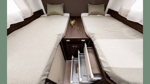 9. Marco Polo – Luxury Motorhome Benimar Tessoro 468 Northautokapp