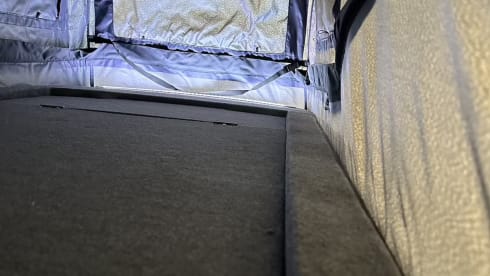 Mam's Van – Nissan-Campingbus mit 4 Schlafplätzen ab 2024