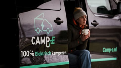 Fully electric bus camper⚡ travel sustainably through Europe