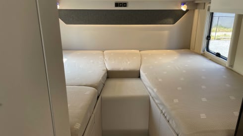 p Hymer semi-integrated from 2024