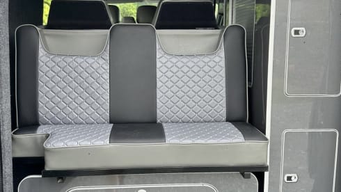4 berth Vauxhall campervan 