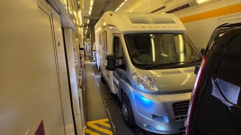 Harris – Gemütliches und modernes Wohnmobil mit 4 Schlafplätzen, das in St. Andrews, Schottland lebt