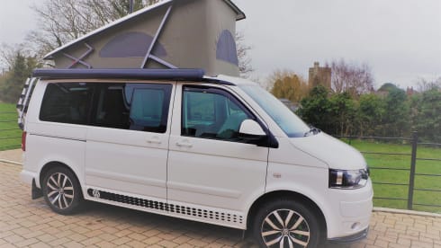 Roxy – 4 berth VW California