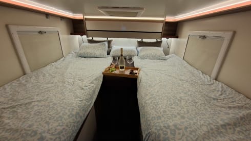 5p Roller Team semi-integrated uit 2025