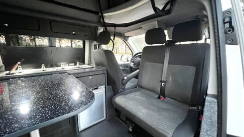 Bulli Adventure – Vw T6.1 Vulamdander Family Van