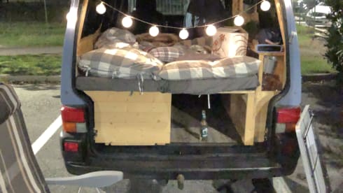 Bluebulli – Liebevoll ausgebauter VW T4 der Bock aufs reisen hat.