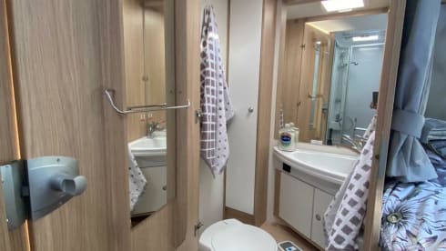 Roxy – Enjoy your holiday in our wonderful motor home.