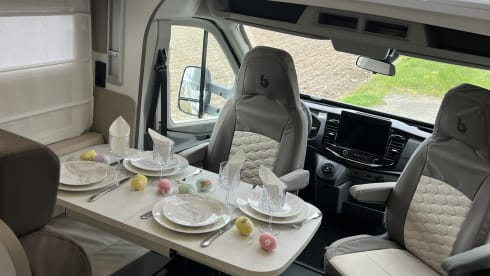 Bella Strada  – 5p Bavaria semi-integrated uit 2026