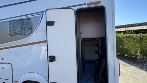 Fredo – 4p Bürstner teilintegriert ab 2024