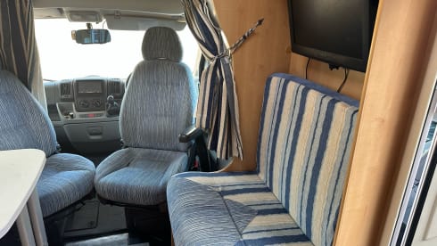 5 berth Fiat mclouis Lagan  2008 