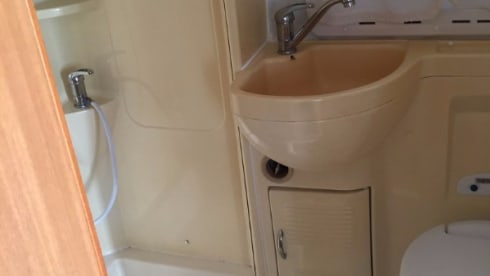 Kentucky Estro 4 c / garage