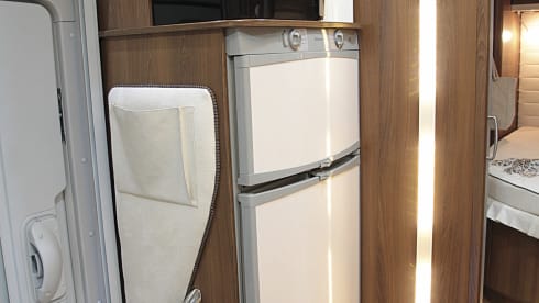 Fully equipped motorhome for a carefree holiday, even in winter!