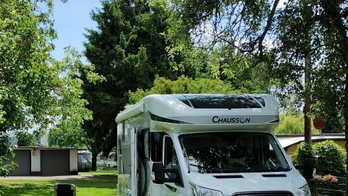 Leef – 4p Chausson semi-integrated from 2019