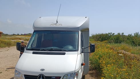 Camper semintegrale ARCA Mercedes