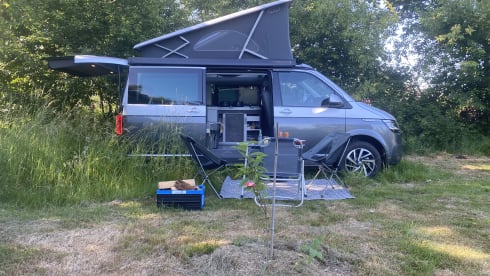 The Smiling Van – Camper Volkswagen per 4 persone, modello 2023