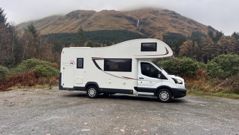 Rascals – 6 berth Ford roller team zefiro 