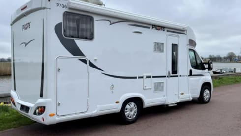 Beautiful Pilote P706 camper