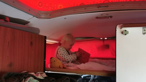 Maxima – A moment back in time with a Volkswagen T2 - Completely restored!
