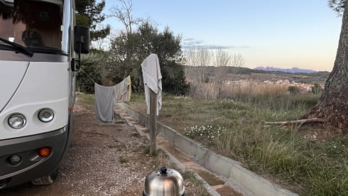 4p Hymer semi-integrated from 2000