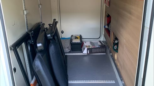 Time-Out – Ford Semi-Integrated Camper With Tow Bar, Bicycle Carrier And Large Garage