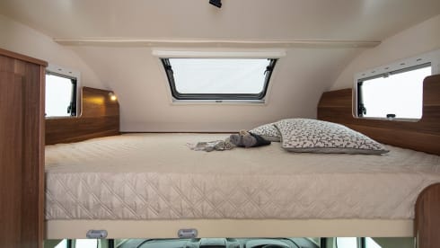 Auto Roller 746 6 Berth Motorhome
