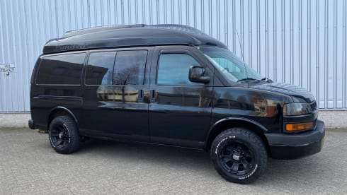Chevy! – Great Tour Bus (from GTA) for Adventurous Road Trips