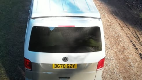 Bertie – 4 berth Volkswagen campervan from 2021