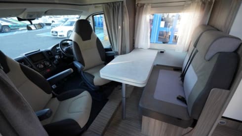 Benny boy – 4 berth Benimar alcove from 2021