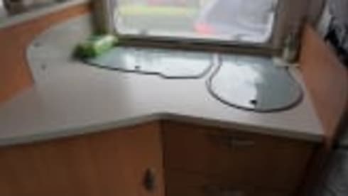 De panter – 3p Knaus Half-Integraal uit 2010