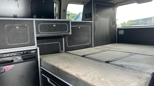 Gary – 4 berth Nissan campervan from 2006