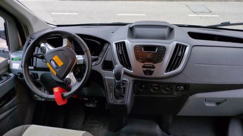 Titanium – 4p Chausson semi-integrated from 2020