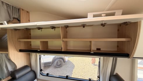 Vinnie – 6 berth Sunlight alcove from 2019