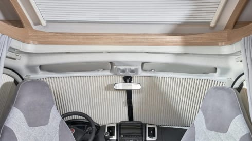 Carado T448 – Carado T448 semi-integrated